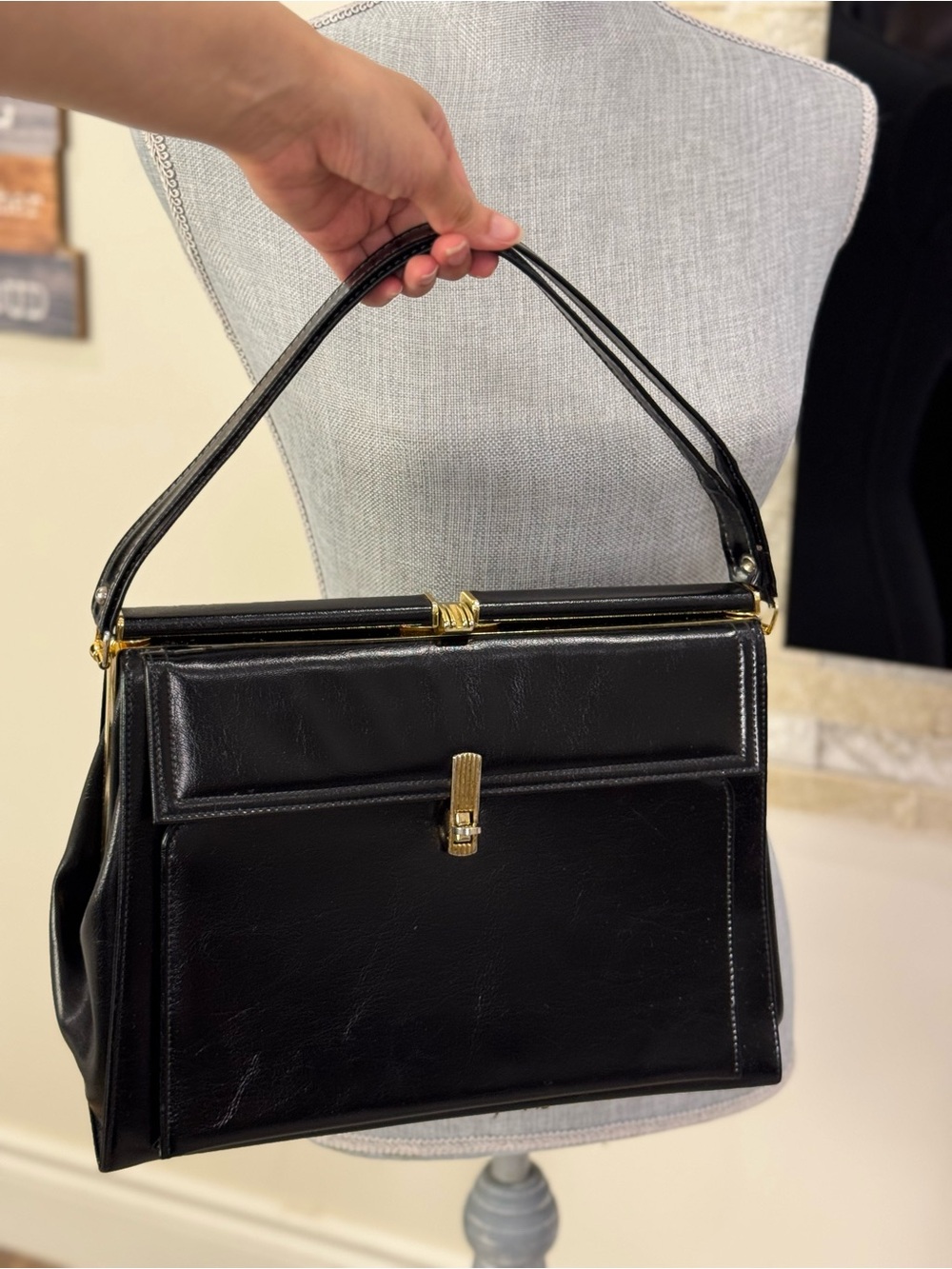 Vintage 1995 Black Shoulder Bag with Gold Hardware - Picture 8 of 13